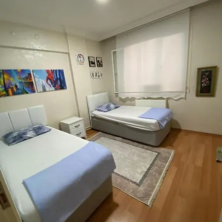 Apartamento Ege üniversitesi Ve Hastanesine çok Yakın Bornova